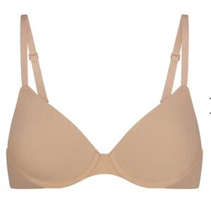 SKIMS NWT Fits Everybody T-Shirt Demi Bra, Color: Clay, Size: 42D